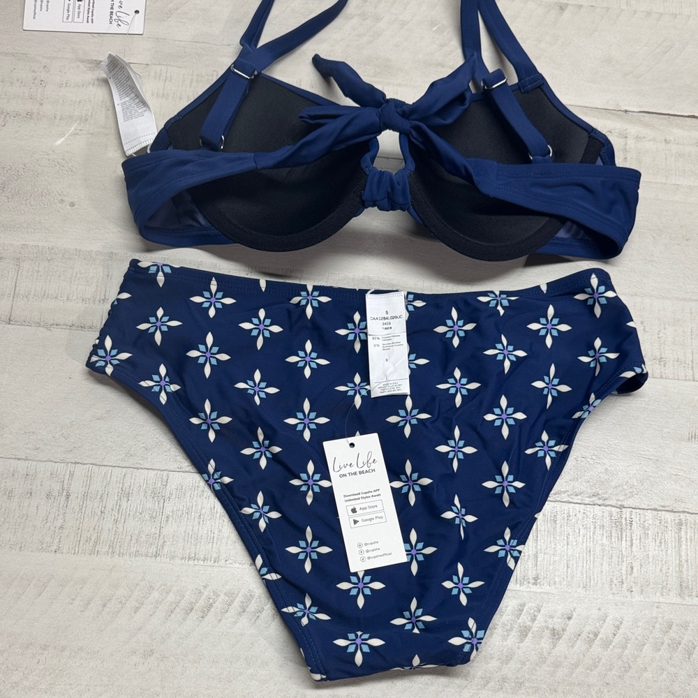 Cupshe Navy Sweetheart Bikini Top & Standard Geo Bottoms Set - Picture 7 of 8